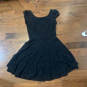 Love fire, medium, black , good condition